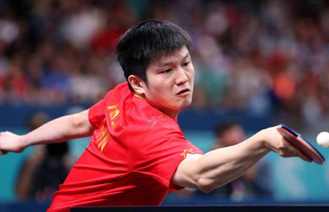 中国乒乓球队横扫英国乒乓球队，奥恰洛夫高光表现的简单介绍