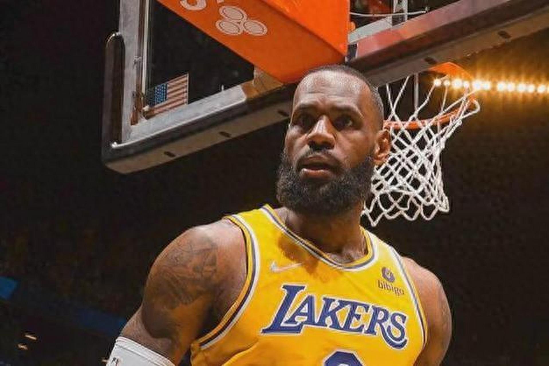 火箭绝杀青岛队,詹姆斯点燃赛场的简单介绍 火箭绝杀青岛队,詹姆斯点燃赛场的简单介绍