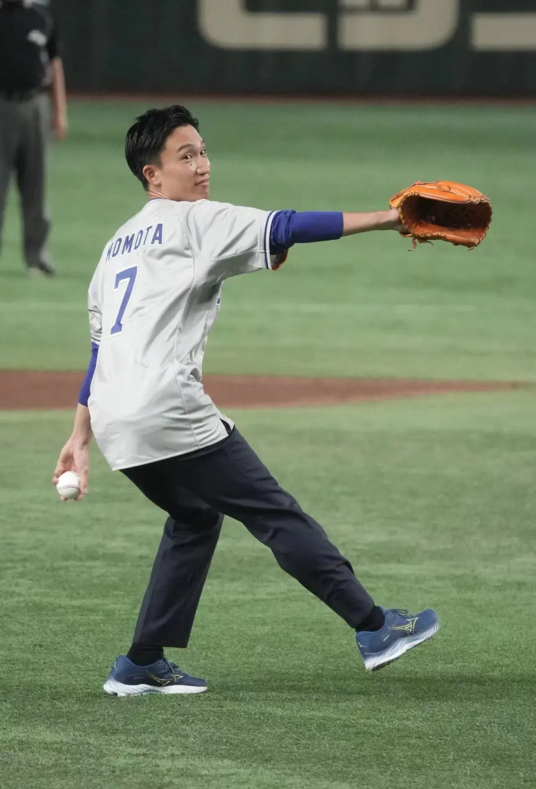 包含德国队逆转泰国队,桃田贤斗惊艳四座的词条 包含德国队逆转泰国队,桃田贤斗惊艳四座的词条