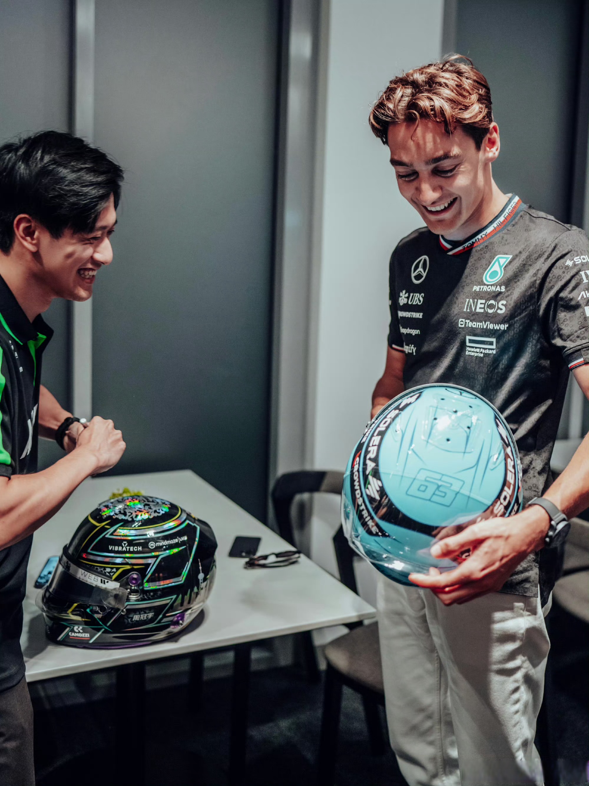 包含红牛车队险胜迈凯伦,周冠宇惊艳四座的词条 包含红牛车队险胜迈凯伦,周冠宇惊艳四座的词条