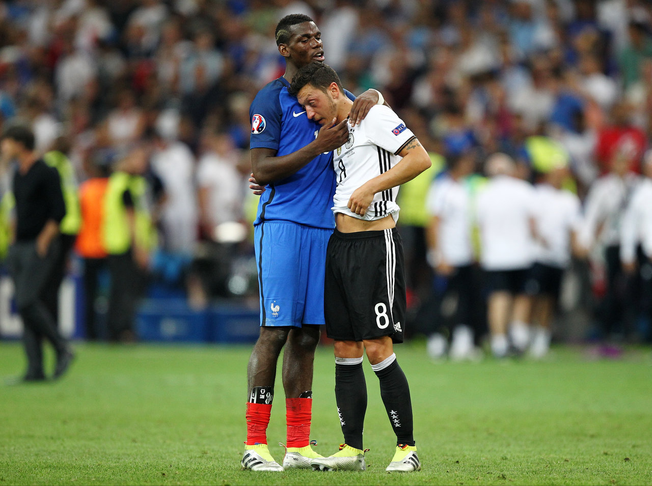 德国队轻取英格兰队,奥恰洛夫带队取胜的简单介绍 德国队轻取英格兰队,奥恰洛夫带队取胜的简单介绍